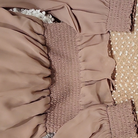 Japna Ruffle Blouse - Picture 10 of 10